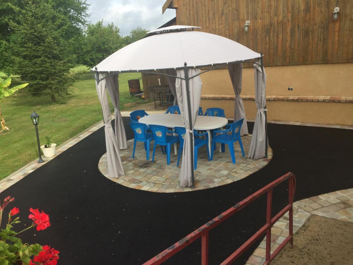 Bed and Breakfast Le Petitepinay Moitron-sur-Sarthe Экстерьер фото