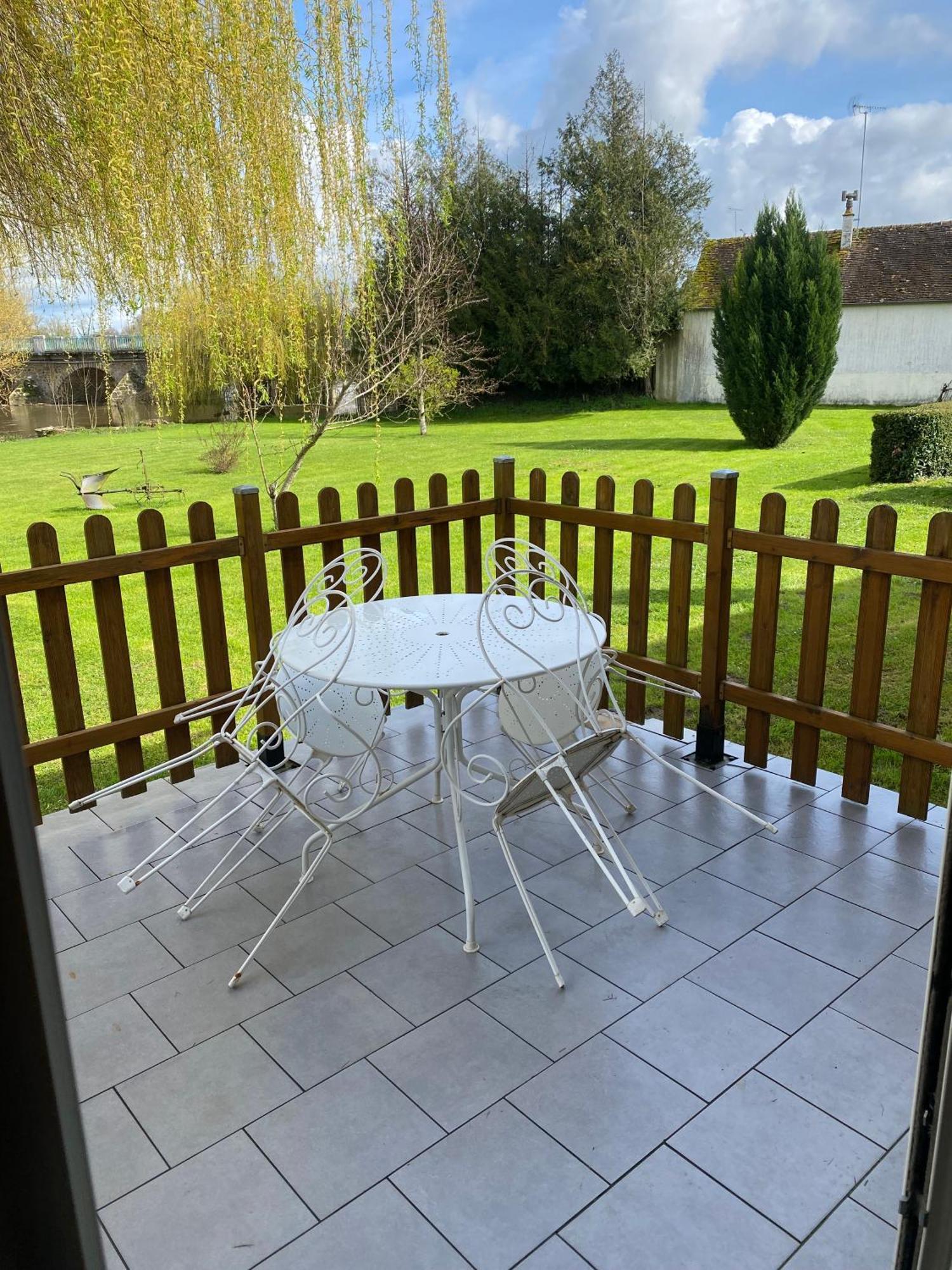 Bed and Breakfast Le Petitepinay Moitron-sur-Sarthe Экстерьер фото